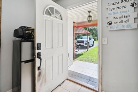 Home For Sale On 2.5 Acres In North Central Florida - image 4