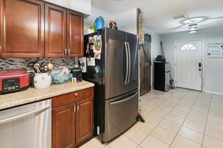 Home For Sale On 2.5 Acres In North Central Florida - image 11