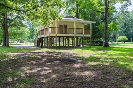 Snug Harbor Hertford, Nc Home For Sale - image 2