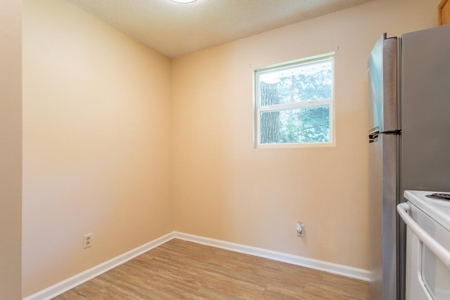 Snug Harbor Hertford, Nc Home For Sale - image 11