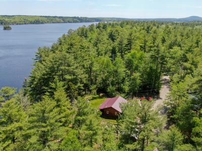 Toddy Pond Log Cabin Retreat - image 2