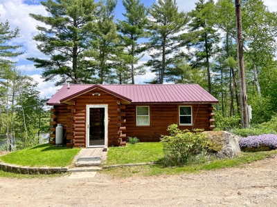Toddy Pond Log Cabin Retreat - image 6