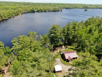 Toddy Pond Log Cabin Retreat - image 1