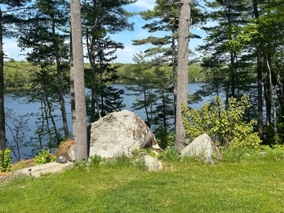 Toddy Pond Log Cabin Retreat - image 15