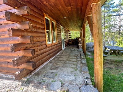 Toddy Pond Log Cabin Retreat - image 10