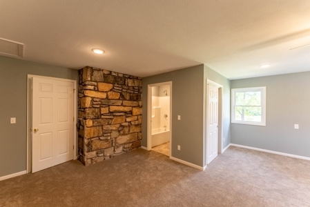 Country Home in Camp Arkansas - image 13