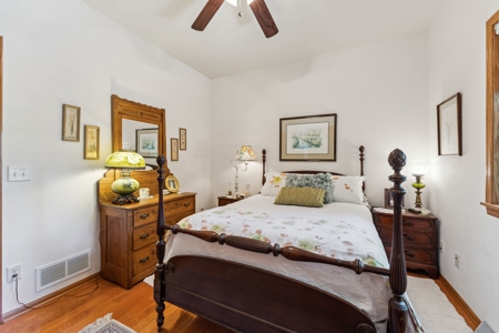 Open-Concept Ranch Home Christmas Mountain Golf Estates - image 32