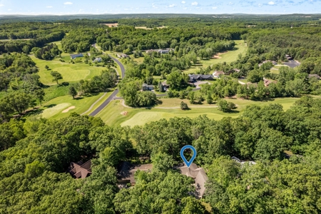 Open-Concept Ranch Home Christmas Mountain Golf Estates - image 50
