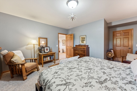 Open-Concept Ranch Home Christmas Mountain Golf Estates - image 42