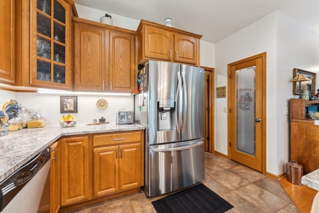 Open-Concept Ranch Home Christmas Mountain Golf Estates - image 18