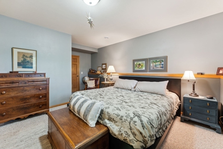 Open-Concept Ranch Home Christmas Mountain Golf Estates - image 41