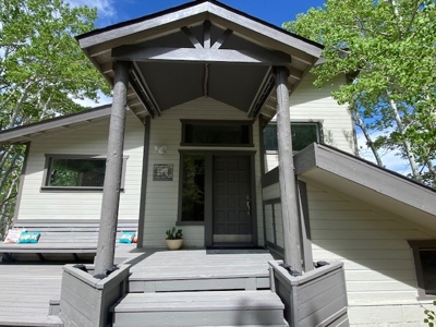 Contemporary Chalet for Sale in Silver Cliff Colorado - image 38