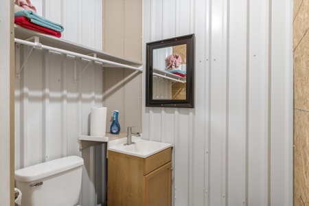 5 Homes + 60 Storage Units + Barndominium - Winnsboro, Texas - image 30