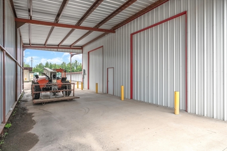 5 Homes + 60 Storage Units + Barndominium - Winnsboro, Texas - image 14