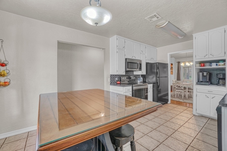 Home For Sale In Elk City, Oklahoma - image 9