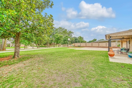 Home For Sale In Elk City, Oklahoma - image 42