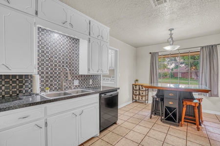 Home For Sale In Elk City, Oklahoma - image 10