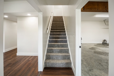 Large Remodeled 5 Bed 3.5 Bath Home - Hustonville, Ky - image 33