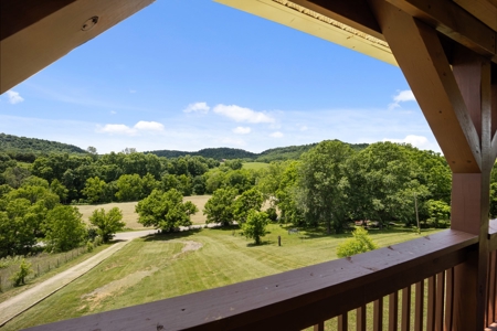 Large Remodeled 5 Bed 3.5 Bath Home - Hustonville, Ky - image 32