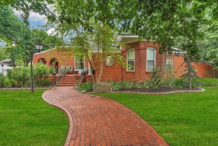 For Sale: Historic Elegance on Broadway in Elk City, OK - image 2