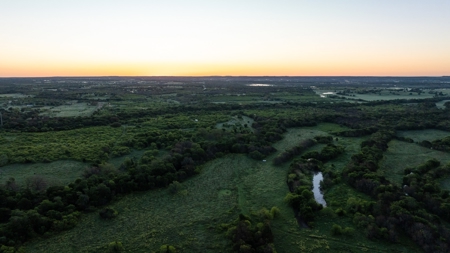 Lockhart Texas Ranch for Sale Between Austin & San Antonio - image 15