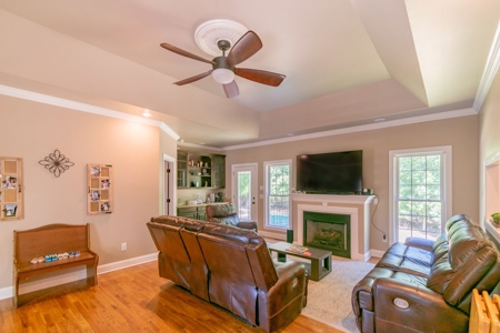 Contemporary, 3 Bedrooms, Basement, Garage, Chesterfield, SC - image 2