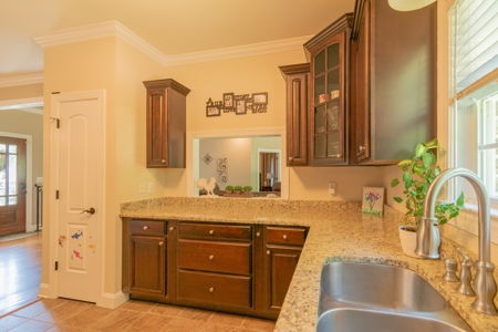 Contemporary, 3 Bedrooms, Basement, Garage, Chesterfield, SC - image 17