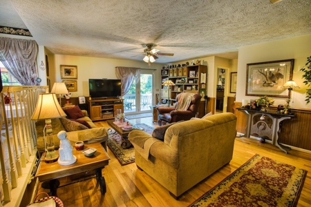 Country Home for Sale Near the Town of Floyd VA! - image 27