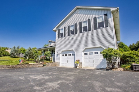 Country Home for Sale Near the Town of Floyd VA! - image 1