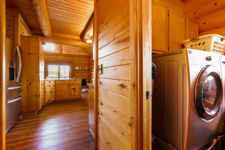 Rustic Log Home For Sale in Dolores, CO! - image 5