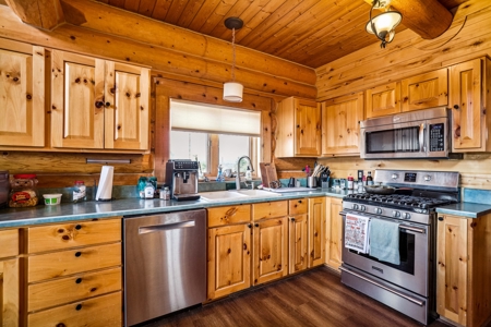 Rustic Log Home For Sale in Dolores, CO! - image 7