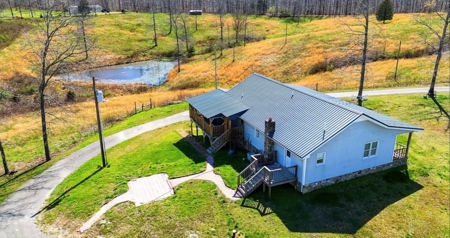 Beautiful Home and Farm For Sale in Waynesboro, TN - image 1