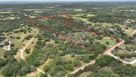 Gatesville Gem: 41Acres with Seasonal Creek and Country Home - image 4