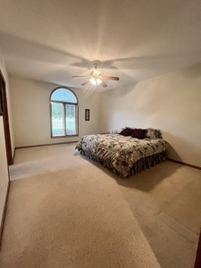 Ranch Country Home On 20 Acres - image 20