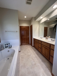 Ranch Country Home On 20 Acres - image 24