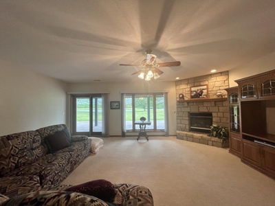 Ranch Country Home On 20 Acres - image 33