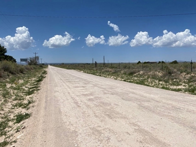 Expansive 35.965-Acre Property in Torrance County, NM - image 3