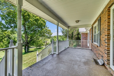 Country Home for Sale in Maury County, Tennessee - image 7