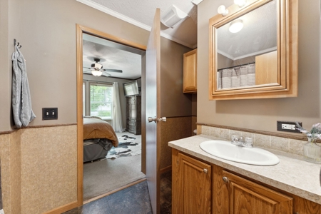 Country Living on this Marquette County WI 3 Bedroom 2 Bath - image 23