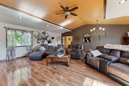 Country Living on this Marquette County WI 3 Bedroom 2 Bath - image 18