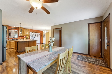 Country Living on this Marquette County WI 3 Bedroom 2 Bath - image 9