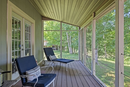 Country Home for Sale in Lewis County, Tennessee - image 9