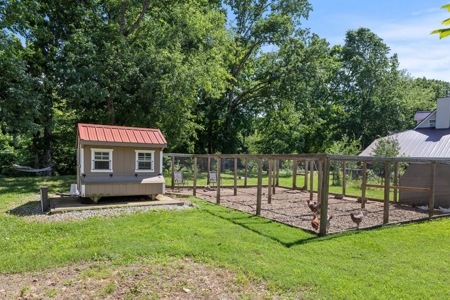 Country Home for Sale in Lewis County, Tennessee - image 37