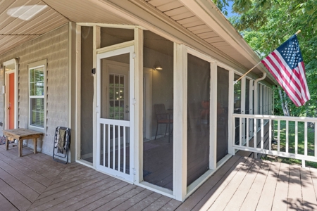 Country Home for Sale in Lewis County, Tennessee - image 4