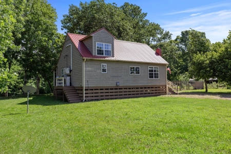 Country Home for Sale in Lewis County, Tennessee - image 35