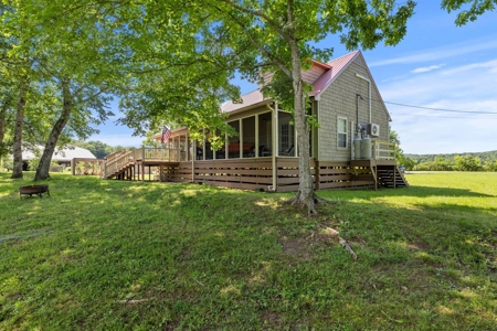 Country Home for Sale in Lewis County, Tennessee - image 31