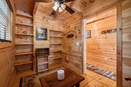 Cabin for Sale in Tellico Plains, TN - image 22