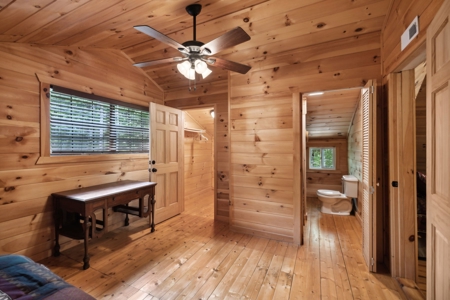 Cabin for Sale in Tellico Plains, TN - image 33