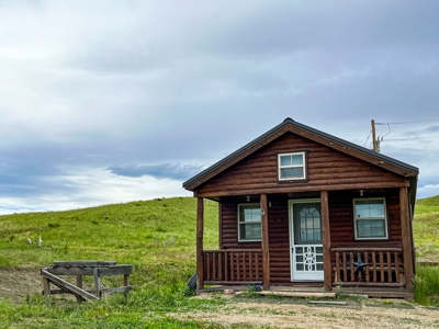 Amish Cabin For Sale In Hunter's Paradise - image 4