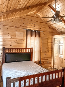 Amish Cabin For Sale In Hunter's Paradise - image 9